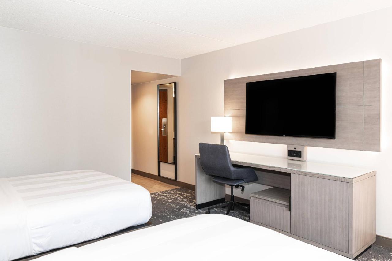 Pittsburgh Airport Marriott Hotel