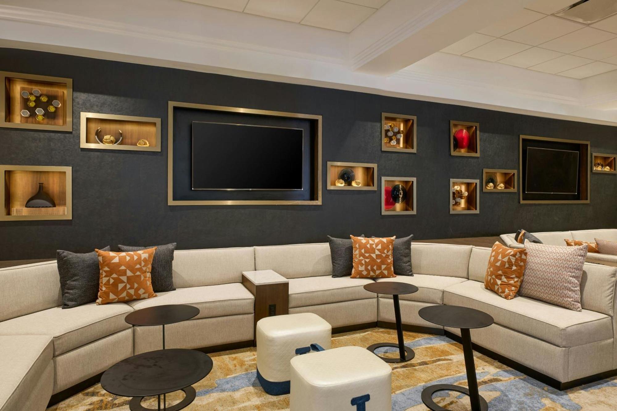Hotel Pittsburgh Airport Marriott 3*