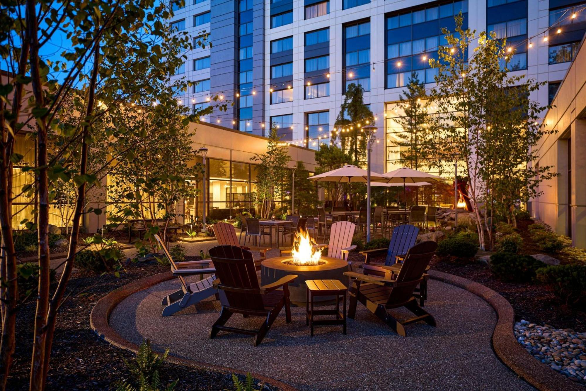 Hotel Pittsburgh Airport Marriott 3*